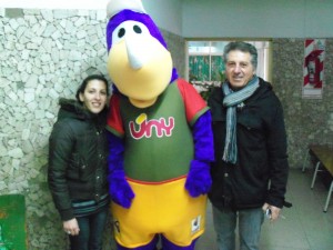 UNICO FESTEJA EL MES DEL NIÑO EN LAS ESCUELAS
